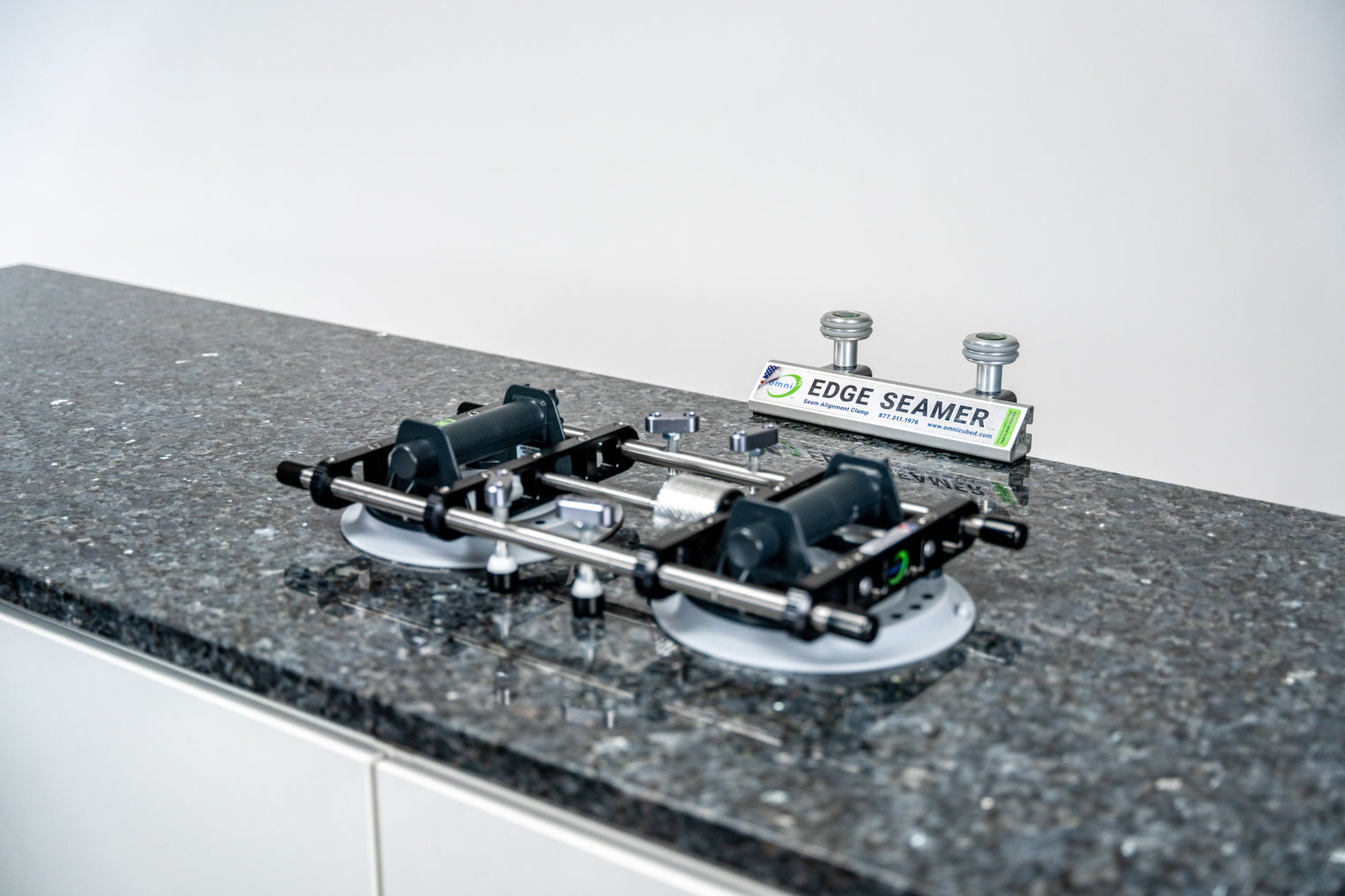 Omni Cubed® Pro Stealth Seamer™, Manual