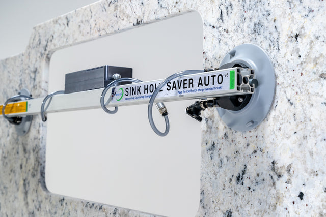 Omni Cubed® VMP750 Rail Mounted Rechargeable Pump Kit