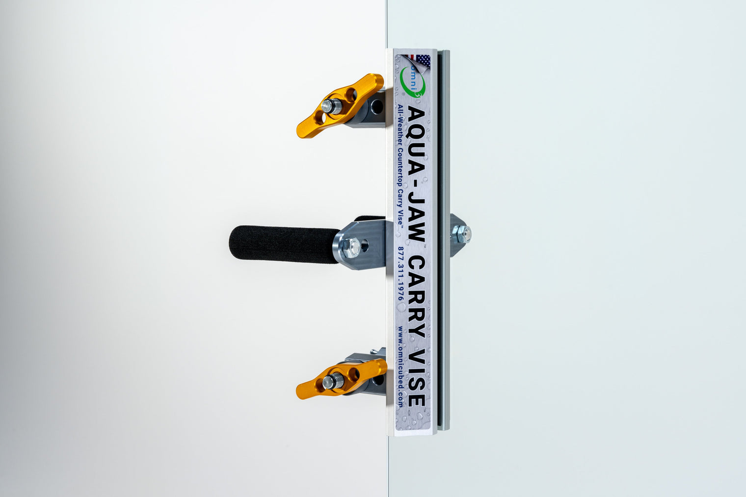 Omni Cubed® Aqua-Jaw™ Carry Vise™